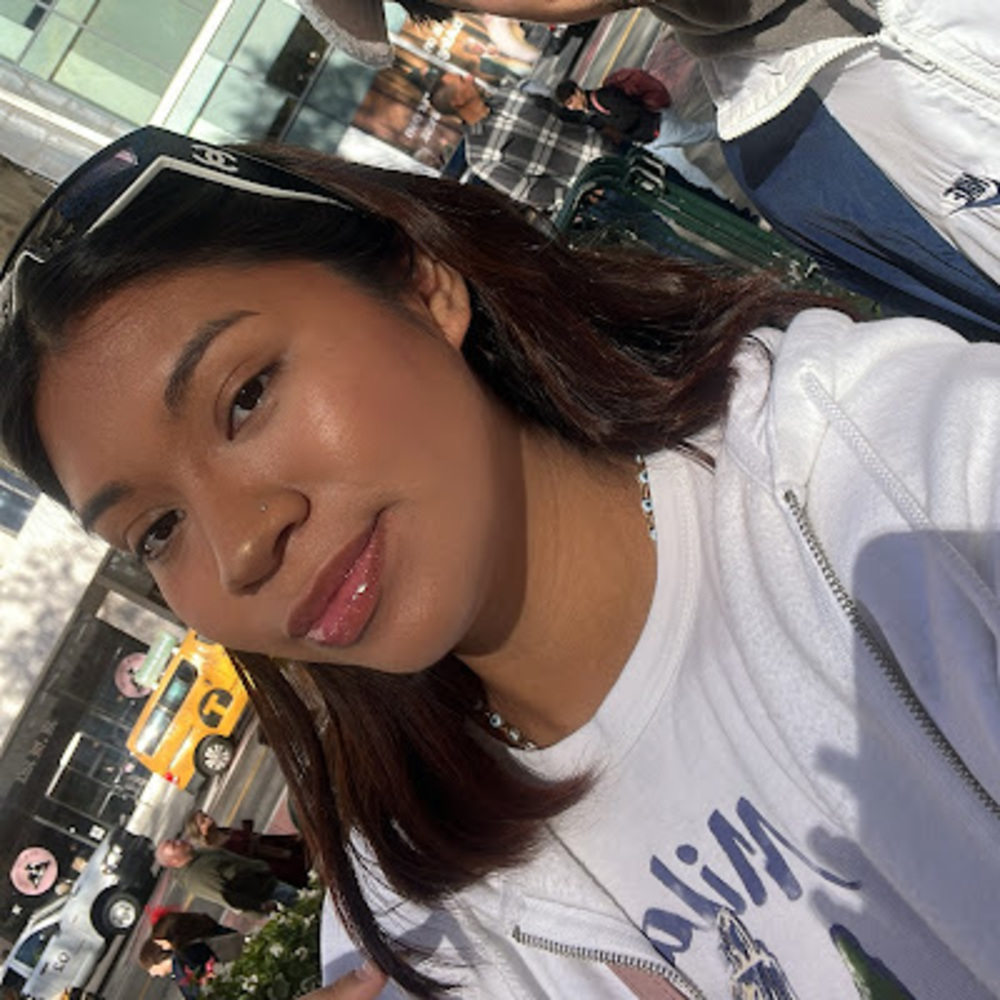 Meet your Posher, Viviana